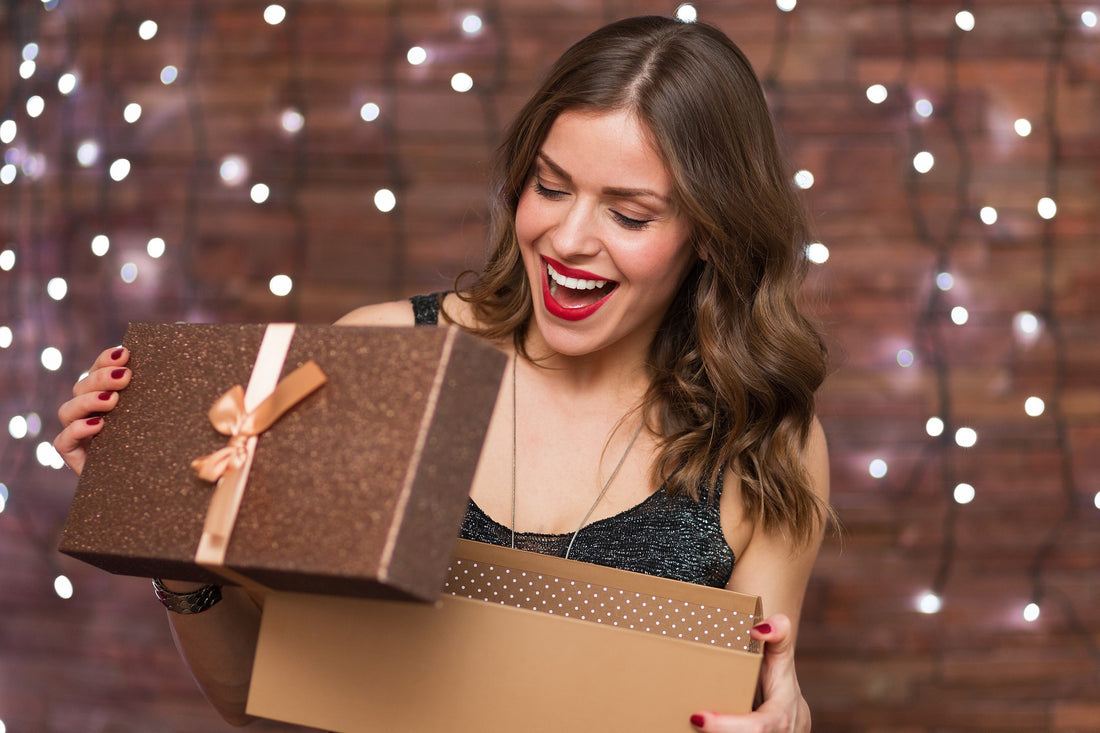 Amazing gifts for Christian female friends that will speak to her soul