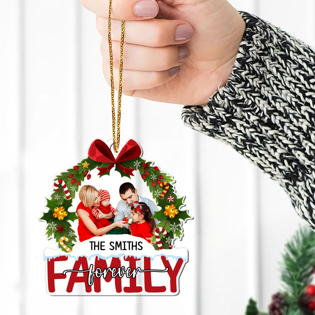 Christmas Wreath Family Forever | Personalized 1-Side Acrylic Ornament JSACOPHN2129M