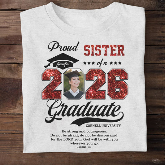 Proud Mom/Dad Of A 2026 Graduate | Personalized 2D Unisex T-shirt